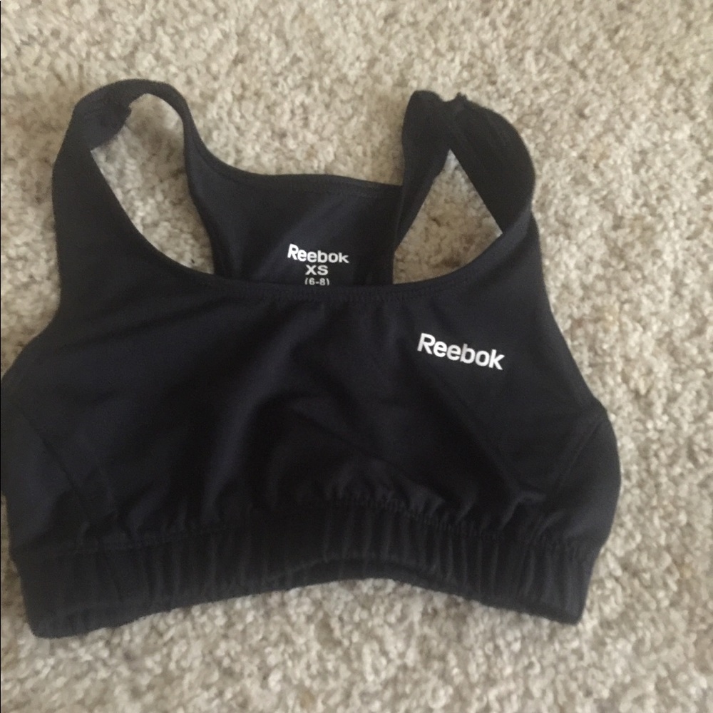 Girls x small sports bra